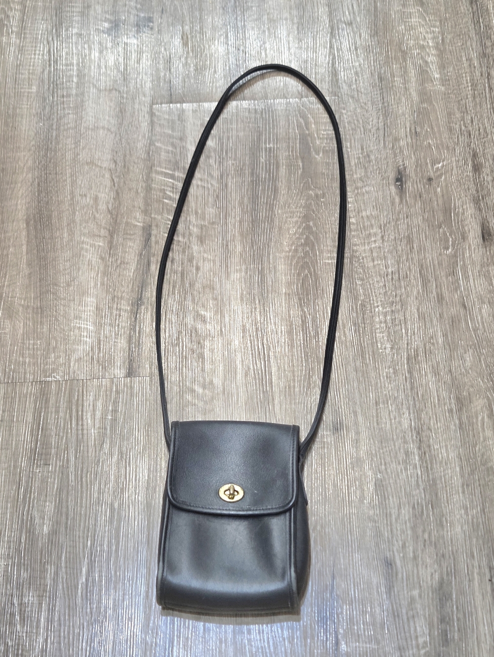 Coach Vintage Scooter Sidepack Crossbody Bag Purse Black Leather 9893.